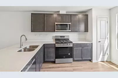 17397 Ulster Drive, Tinley Park, IL 60477 - Photo 2