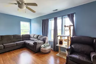 301 Wedgewood Cir, Lake in the Hills, IL 60156 - Photo 26