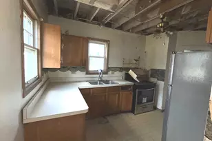 13816 S Wabash Ave, Riverdale, IL 60827 - Photo 18