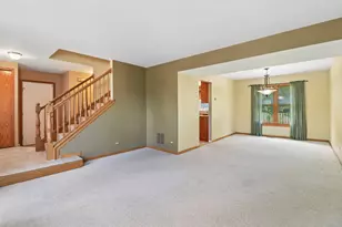 322 Chesapeake Ln, Bloomingdale, IL 60108 - Photo 16
