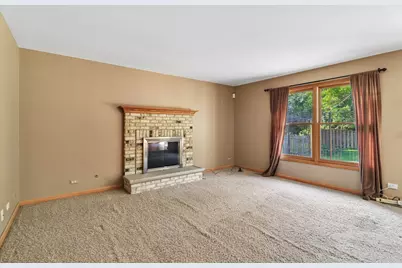 322 Chesapeake Lane, Bloomingdale, IL 60108 - Photo 12