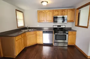 4119 W 89th Pl, Hometown, IL 60456 - Photo 4