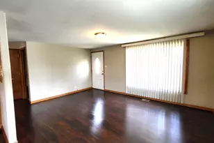 4119 W 89th Pl, Hometown, IL 60456 - Photo 6
