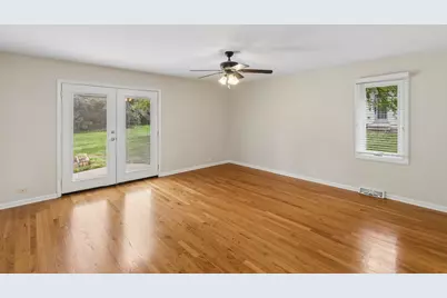356 Windsor Lane, Inverness, IL 60010 - Photo 12