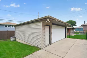 5328 W 138th Pl, Crestwood, IL 60418 - Photo 16