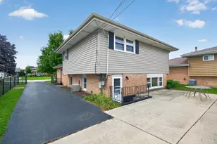 5328 W 138th Pl, Crestwood, IL 60418 - Photo 10