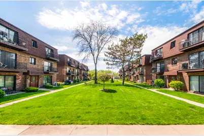 9619 Bianco Terrace #B1, Des Plaines, IL 60016 - Photo 2