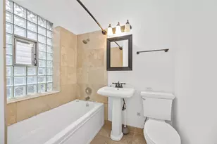 4215 N Sheridan Rd, Chicago, IL 60613 - Photo 10