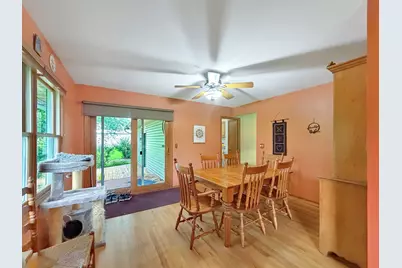 705 Chelsea Court, Freeport, IL 61032 - Photo 6