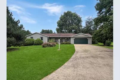 705 Chelsea Court, Freeport, IL 61032 - Photo 1