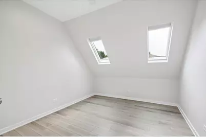 2909 N Ridgeway Avenue #2, Chicago, IL 60618 - Photo 10