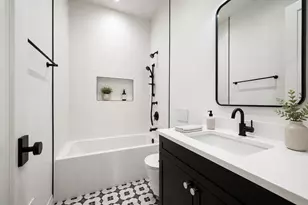 3726 N Ashland Ave, Chicago, IL 60613 - Photo 22