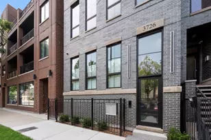 3726 N Ashland Ave, Chicago, IL 60613 - Photo 2