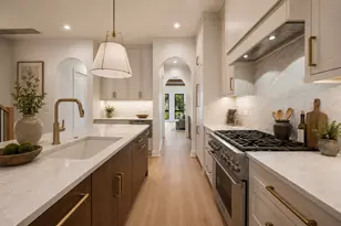 3726 N Ashland Ave, Chicago, IL 60613 - Photo 6