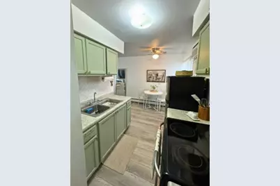 605 N Wolf Road #B9, Hillside, IL 60162 - Photo 8