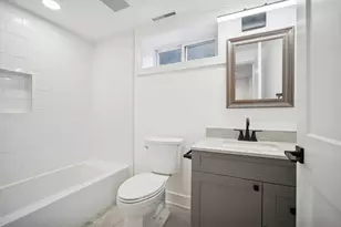 247 Highwood Ave, Highwood, IL 60040 - Photo 10