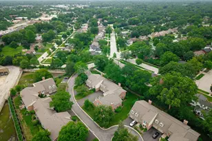 1630 N Douglas Ct N, Arlington Heights, IL 60004 - Photo 28