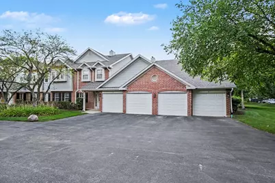 1316 E Evergreen Drive #5, Palatine, IL 60074 - Photo 1