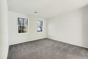 1316 E Evergreen Dr, Palatine, IL 60074 - Photo 16