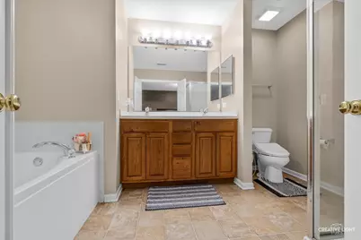 757 Station Boulevard, Aurora, IL 60504 - Photo 6
