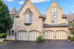 1555 S Paul Le Comte Ct, Palatine, IL 60067 - Photo 1