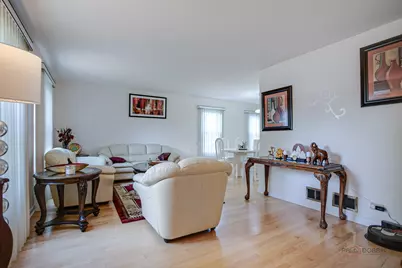 410 Lamont Terrace, Buffalo Grove, IL 60089 - Photo 6