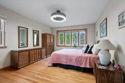 3805 W Jarlath Street, Lincolnwood, IL 60712 - Photo 12