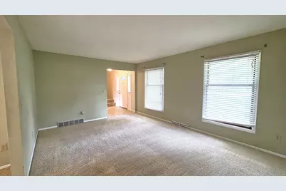 4470 18th Street, Bettendorf, IA 52722 - Photo 6