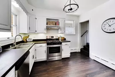 5310 W Wellington Avenue, Chicago, IL 60641 - Photo 10