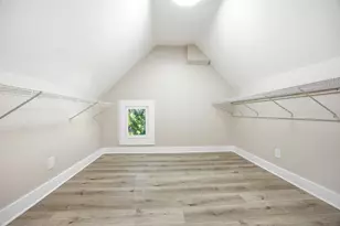 340 Moseley St, Elgin, IL 60123 - Photo 22