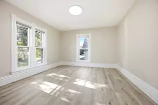 340 Moseley St, Elgin, IL 60123 - Photo 18