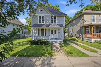 340 Moseley Street, Elgin, IL 60123 - Photo 1