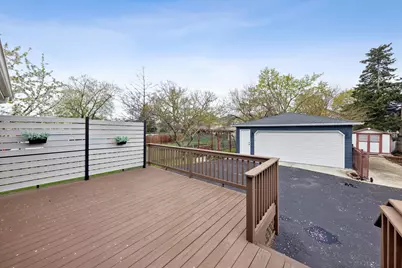 123 E Columbia Avenue, Elmhurst, IL 60126 - Photo 18