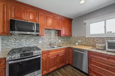 270 N Linden Avenue, Palatine, IL 60074 - Photo 8