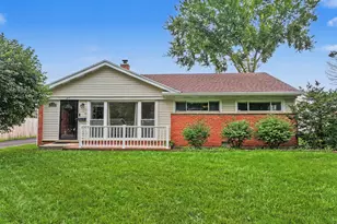 270 N Linden Ave, Palatine, IL 60074 - Photo 1