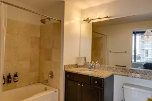 200 N Jefferson St, Chicago, IL 60661 - Photo 10
