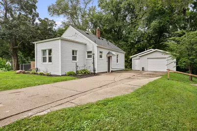 2548 Hawley Street, Bettendorf, IA 52722 - Photo 1