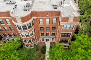 4117 N Sheridan Rd, Chicago, IL 60613 - Photo 4