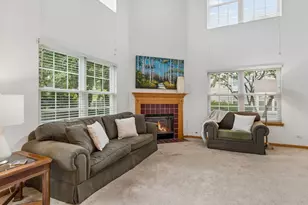 3067 Serenity Ln, Naperville, IL 60564 - Photo 2
