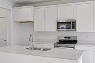 7109 Oakmont Rd, Racine, WI 53406 - Photo 12