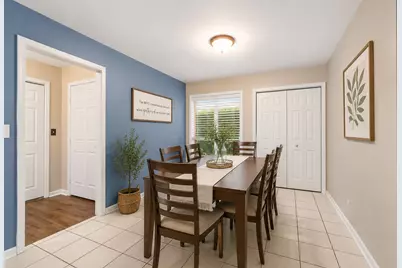 2004 Hawthorne Court, Plano, IL 60545 - Photo 10