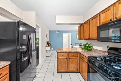 2004 Hawthorne Court, Plano, IL 60545 - Photo 8