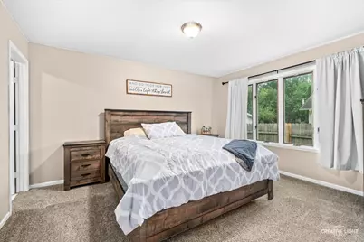 2004 Hawthorne Court, Plano, IL 60545 - Photo 12