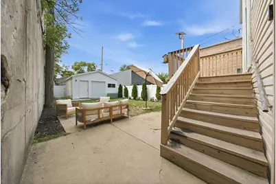 437 W 44th Place, Chicago, IL 60609 - Photo 32