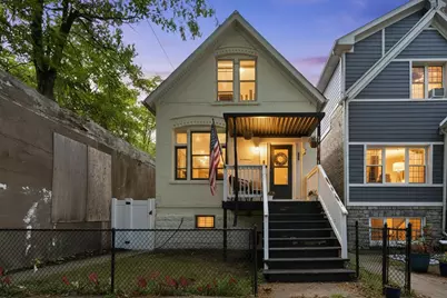 437 W 44th Place, Chicago, IL 60609 - Photo 2