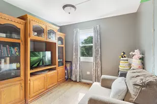 1507 Sunset Dr, McHenry, IL 60051 - Photo 12