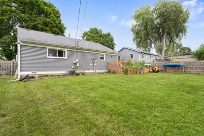 1507 Sunset Drive, McHenry, IL 60051 - Photo 16