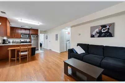 2501 W Touhy Avenue #203, Chicago, IL 60645 - Photo 4