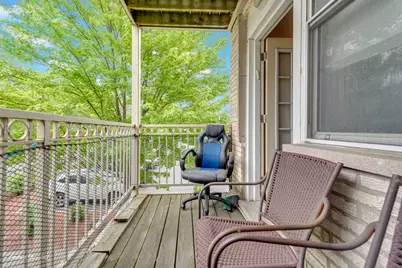 2501 W Touhy Avenue #203, Chicago, IL 60645 - Photo 12