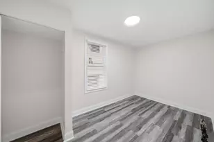 2433 W 46th Pl, Chicago, IL 60632 - Photo 22
